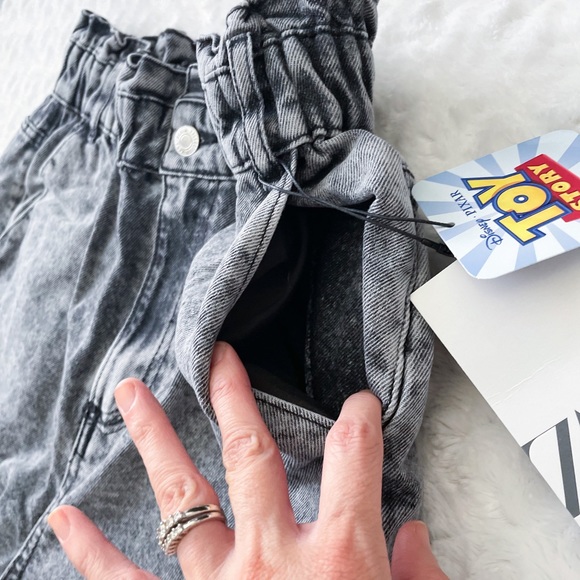 ❌SOLD❌NWT- ZARA Disney Pixar Toy Story High Rise Jeans - Picture 8 of 12